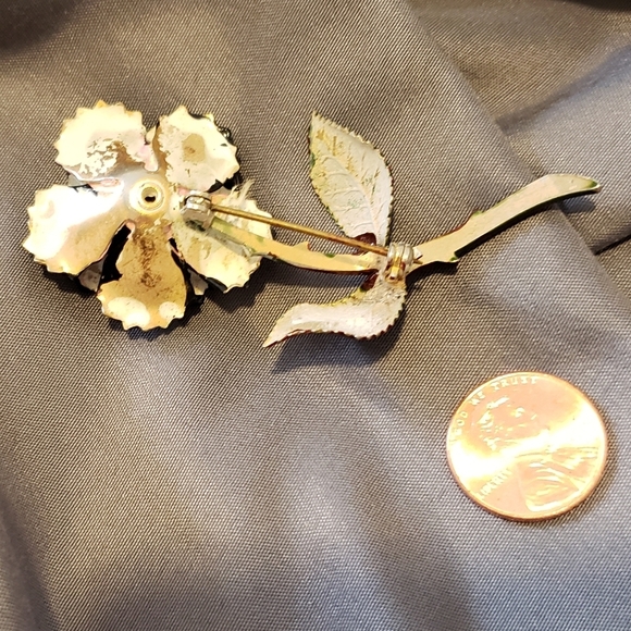 Vintage Black Rose with Stem Thorns Grief Bereavement Pin Funeral Loss 1950s - Picture 5 of 10